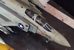 Zoukei-Mura 1/48 F-4S Phantom II -    ,    