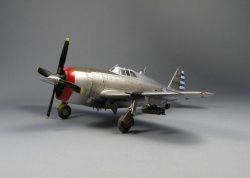 Tamiya 1/72 P-47D-23-RA Thunderbolt   