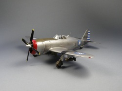 Tamiya 1/72 P-47D-23-RA Thunderbolt   