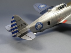Tamiya 1/72 P-47D-23-RA Thunderbolt   