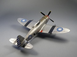 Tamiya 1/72 P-47D-23-RA Thunderbolt   