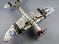Tamiya 1/72 P-47D-23-RA Thunderbolt   