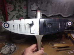 Kotare 1/32 Spitfire Mk.Ia -  !