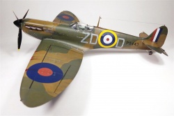 Kotare 1/32 Spitfire Mk.Ia -  !