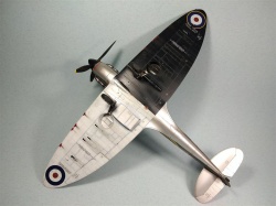 Kotare 1/32 Spitfire Mk.Ia -  !