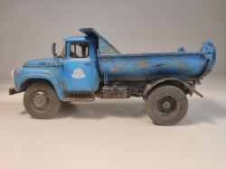 AVD 1/43 -555