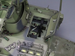 Academy 1/35 M2 Braley H.E.C.U.