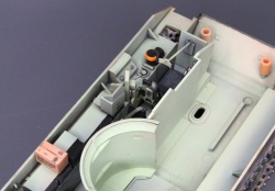 Academy 1/35 M2 Braley H.E.C.U.