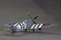 ICM 1/48 Spitfire Mk.IXC