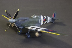 ICM 1/48 Spitfire Mk.IXC