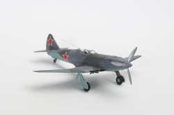 Dog Fighter Models 1/72 -220