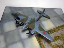 Tamiya 1/72 Mosquito   1944