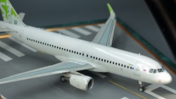  1/144 Airbus A320 / S7 