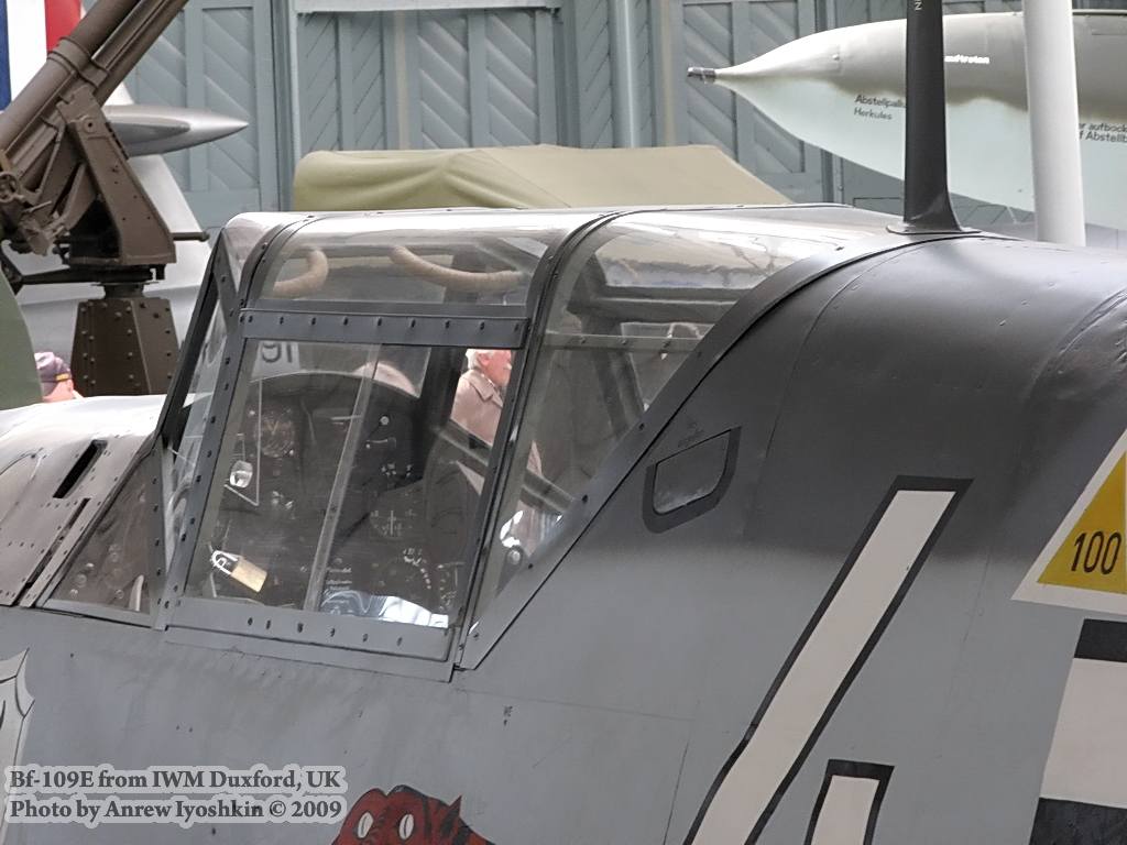 Bf-109E (Duxford, UK) : w_bf109e_duxford : 17901