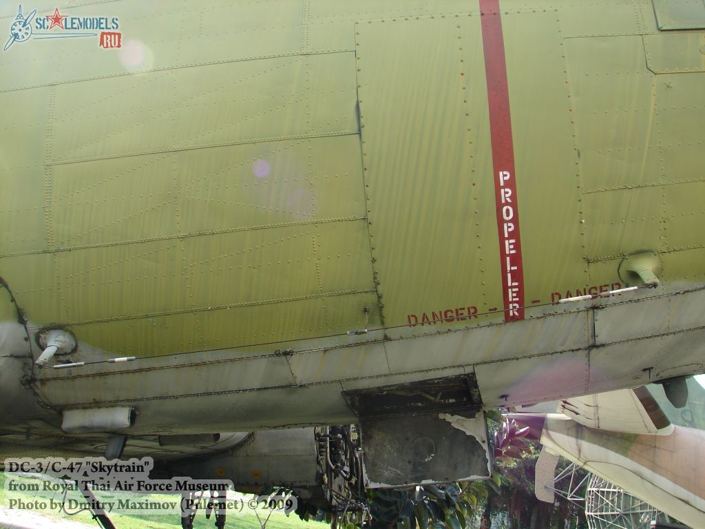 DC-3/C-47 Skytrain (Royal Thai Airforce Museum) : w_dc3_thai : 21622