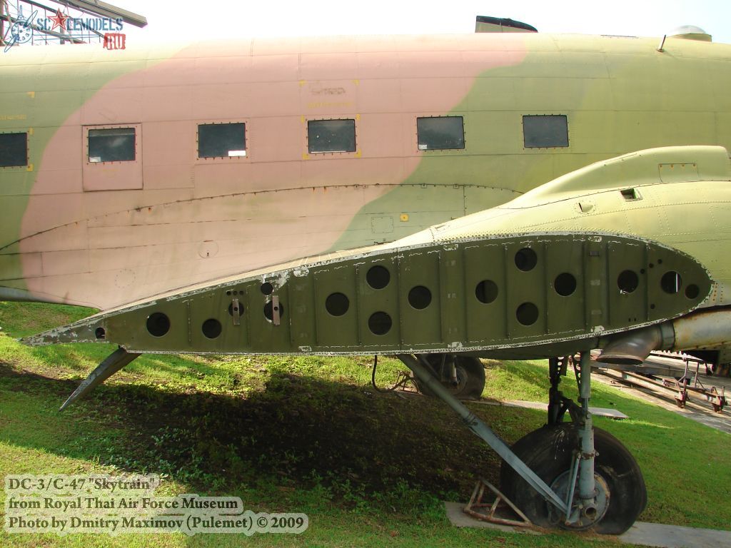 DC-3/C-47 Skytrain (Royal Thai Airforce Museum) : w_dc3_thai : 21637