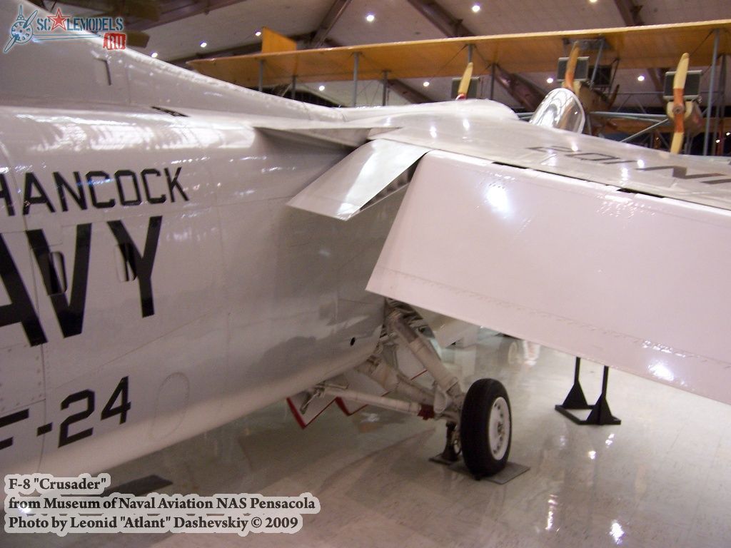 F-8 Crusader (Museum of Naval Aviation, Pensacola) : w_f8crusader_nas : 21385