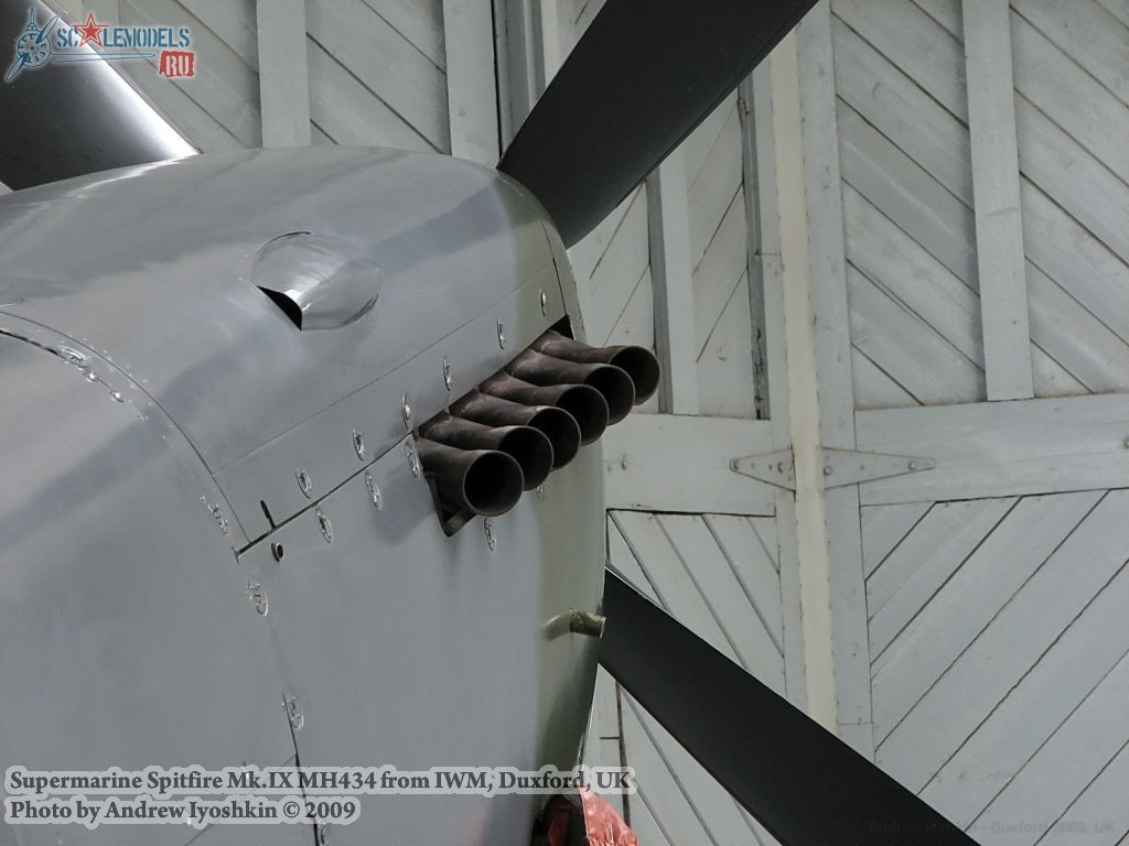 Spitfire Mk IX MH434 (IWM, Duxford) : w_spitfireIXmh434_duxford : 20829