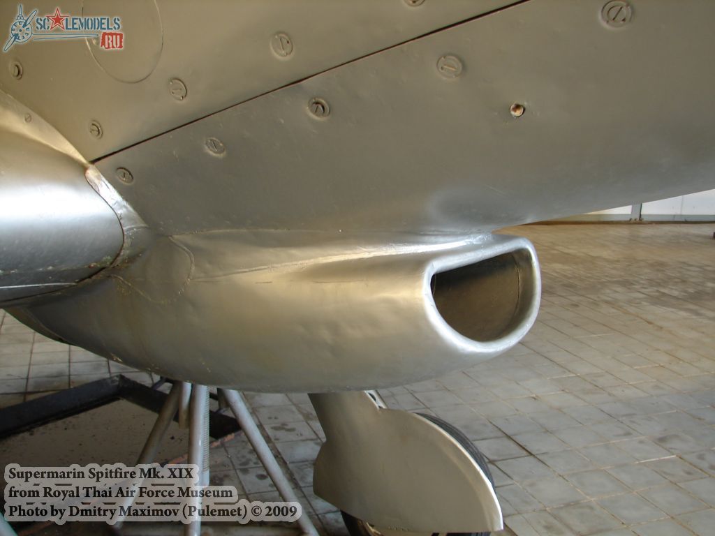 Spitfire Mk.XIX (Royal Thai Airforce Museum) : w_spitfireXIX_thai : 23262