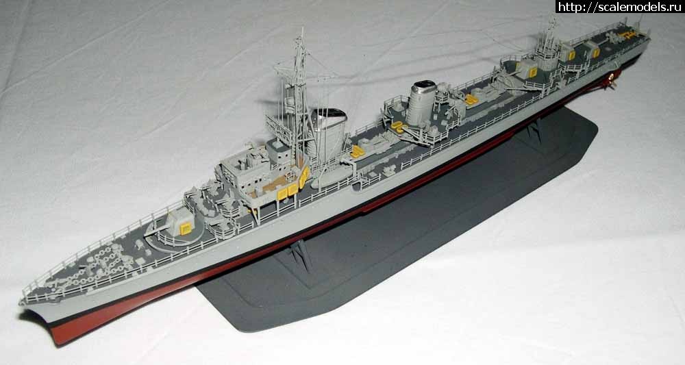 1324468502_z31_02.jpg : #612901/ Zerstorer Z-31 1:400 Heller -   