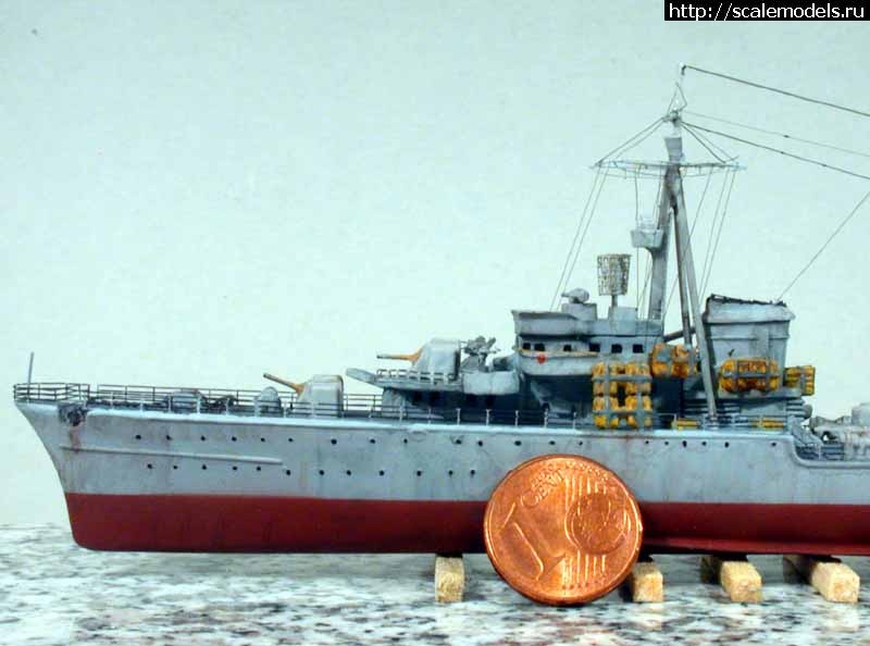 1324548572_Z28-01-3.jpg : #613342/ Zerstorer Z-31 1:400 Heller -   