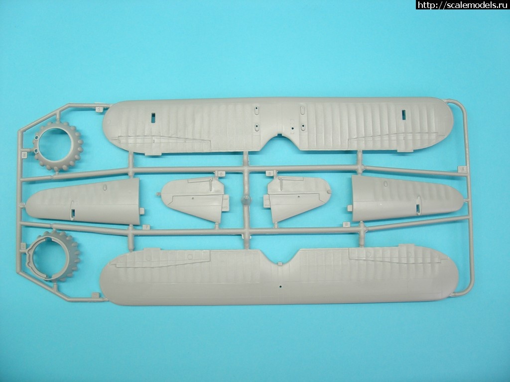 1325679459_DSC00687.jpg :  Henschel.  1(Hs-123 1/48 Revell+aftermarket)  