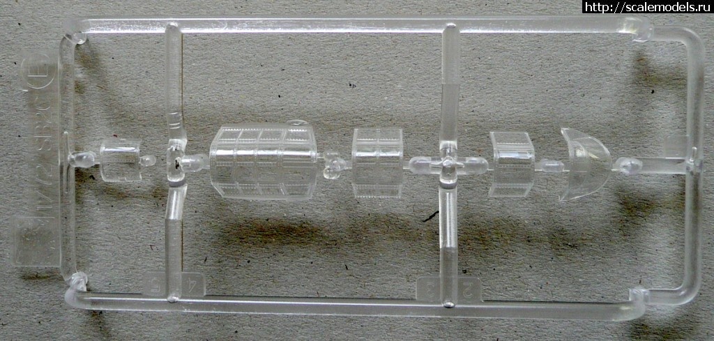 1334666659_P1030053.jpg : #674501/  Dragon: 1/72 SB2C-4 Helldiver(#3717) -   