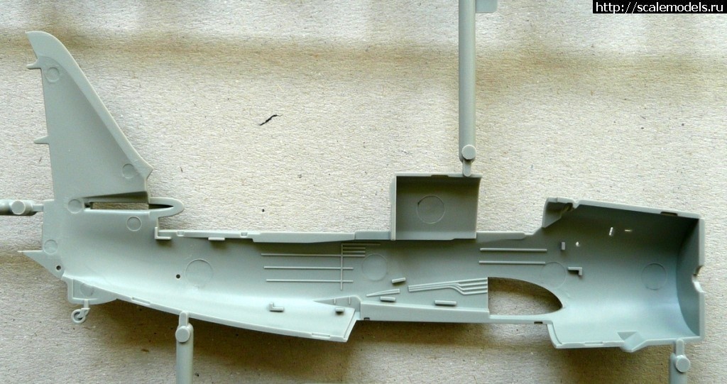 1334666850_P1030061.jpg : #674501/  Dragon: 1/72 SB2C-4 Helldiver(#3717) -   