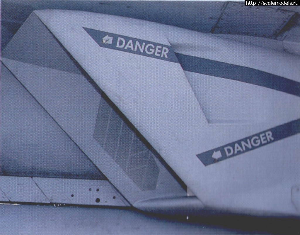 1335538718_F-18_09.jpg : #679879/   F/A-18E 1/72?  