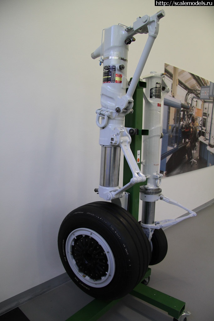 1336673779_untitled-0182.jpg : #686453/ Walkaround McDonnell Douglas F-4F, Lu...(#4642) -   