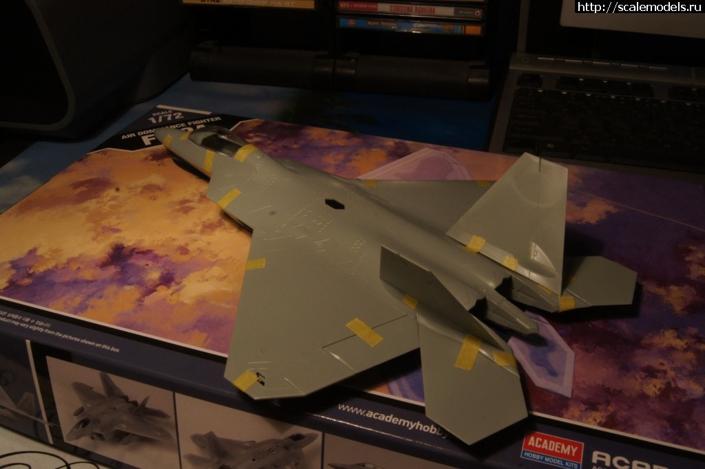 1349071446_DSC01411.jpg : academy 1/72 F-22A -  !!!  