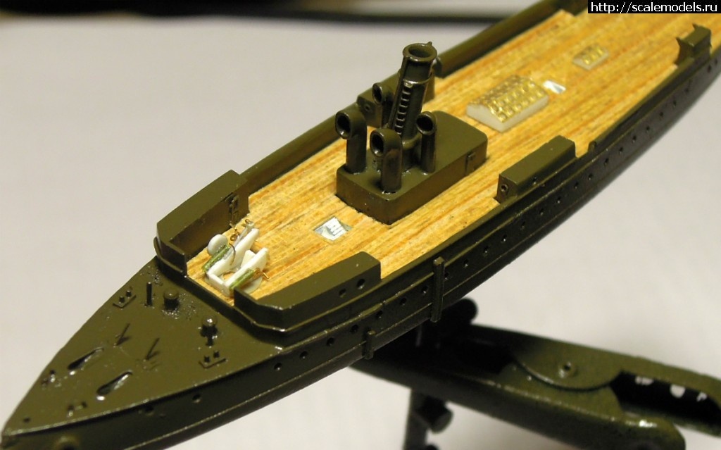 1349828238_14.jpg : #754117/    1:700 +    