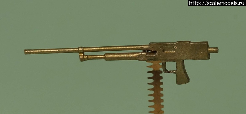 1351286459_r72-23a-Darne-machine-gun-aircraft1.jpg :   