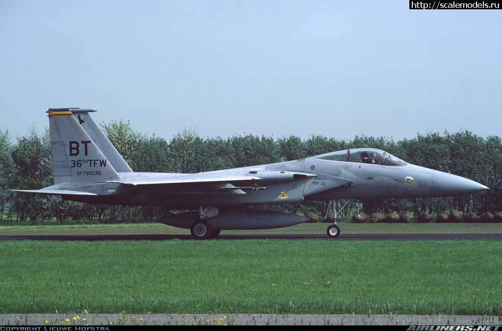 1352926529_79-0036_1985_2.jpg : F-15C Hasegawa 1/72 -   