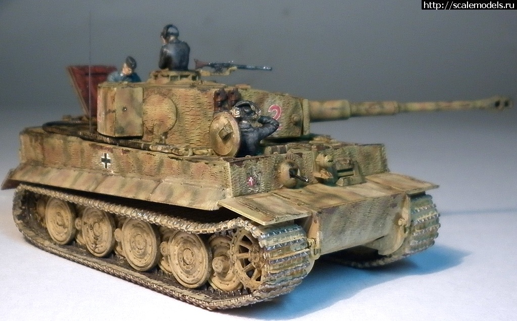 1353980434_Tiger-I-late-16.jpg :  I Revell  1_72    