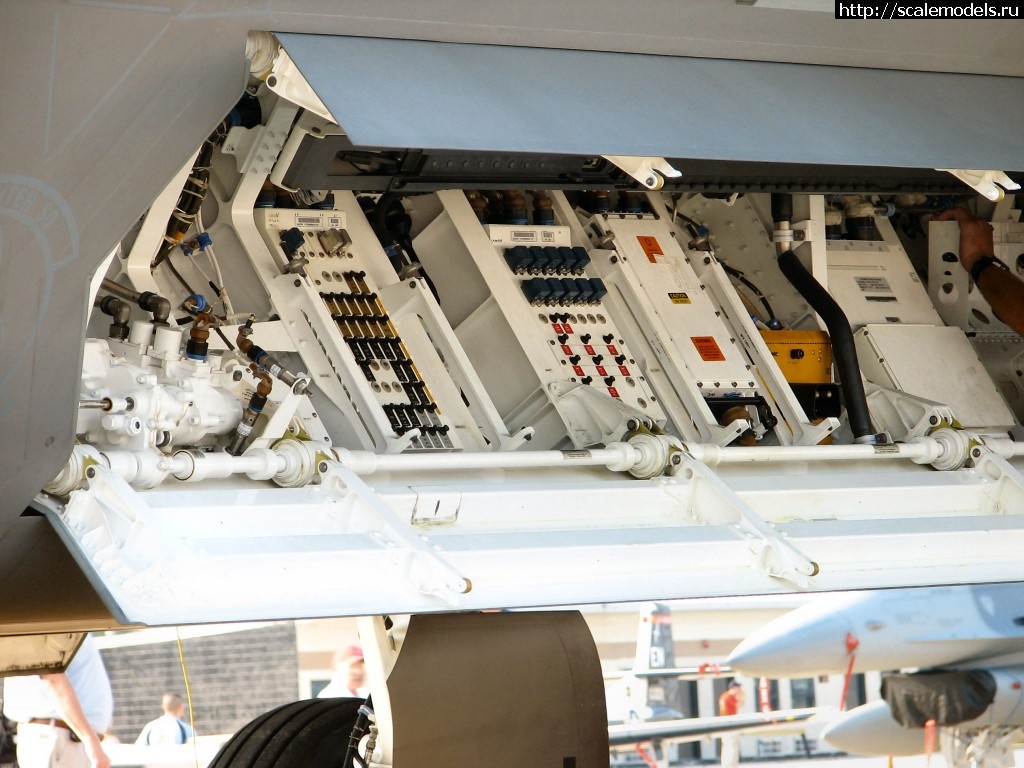 1355809767_f-22a_04-066_62_of_85.jpg : #788640/ academy 1/72 F-22A -  !!!  