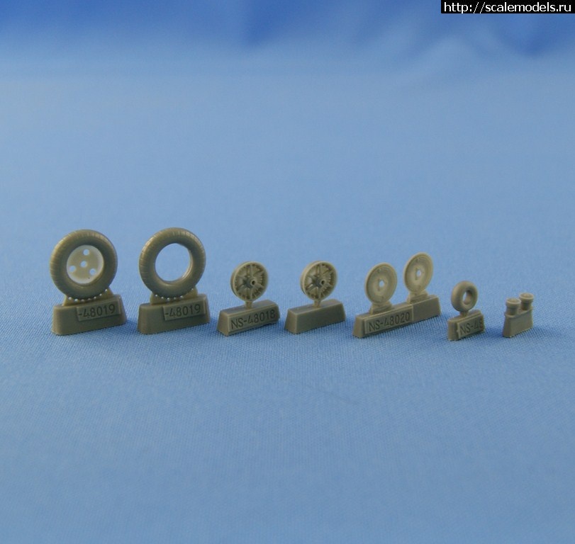 1358766729_ns48020-set.jpg :   