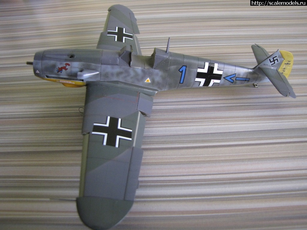 1359702914_IMG_3549.jpg : #812117/ Bf 109F-4B oblt. Frank Liesendahl,  1/48   