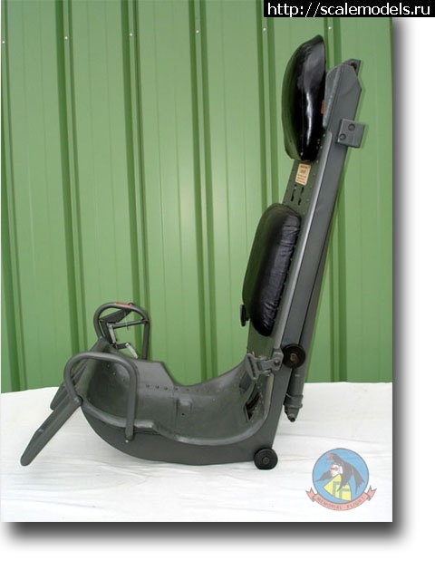 1366133254_13.jpg : #851946/ He-162A-2 (Dragon, 1:48) - !  