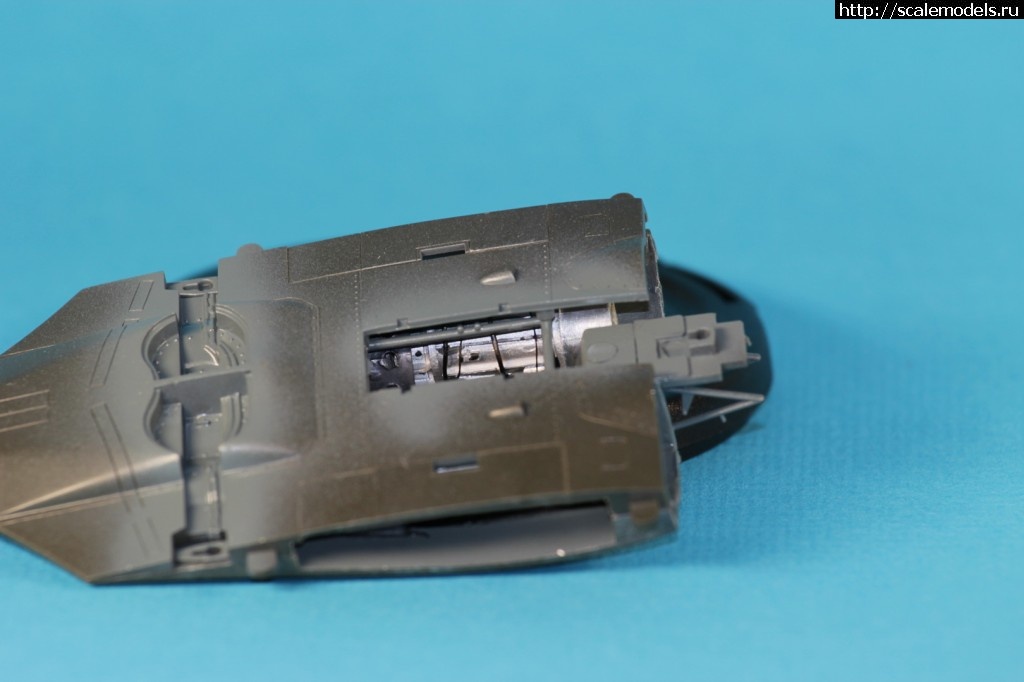 1372792213_IMG_8586.jpg : #882832/ Horten lX/GO 229   1/72  Revell    