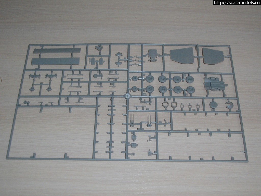 1373783655_P6307449.jpg : #886804/ Arado Ar(E) 555 (Revell, 1/72)  _15 - !  