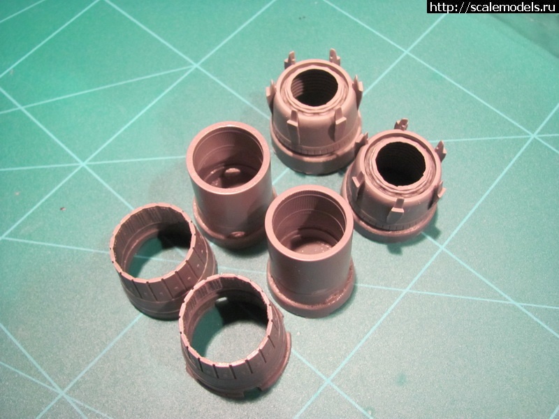 1375184276_04.jpg : Re: EF-111 Raven - 1/48 HobbyBoss/ EF-111 Raven - 1/48 HobbyBoss  