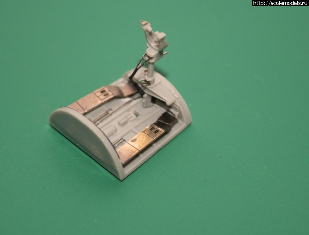 1375635321_019.jpg : #895992/ F9F-2 Panther   HobbyBoss  1/72  