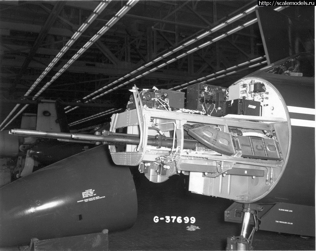 1375635562_022.jpg : #895992/ F9F-2 Panther   HobbyBoss  1/72  