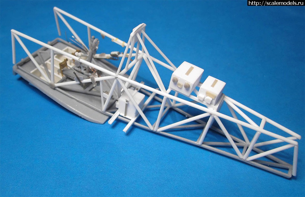 1376833078_9.jpg :  " ". , 1/48  