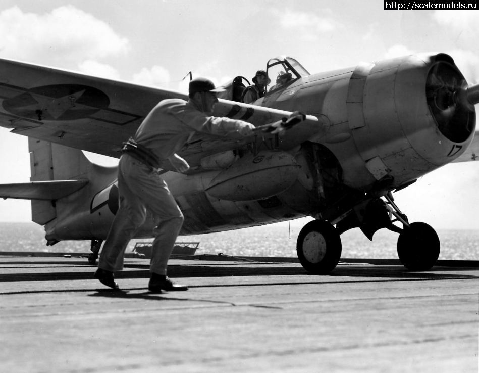 1377254229_5367373629_dde7874c8a_o.jpg : #903836/ F4F-4 WILDCAT o TAMIYA.  