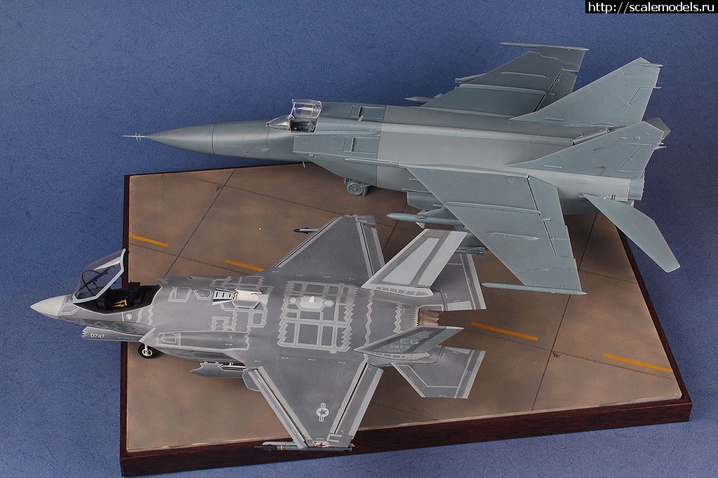 1380352195_MiG-25_28.jpg :   