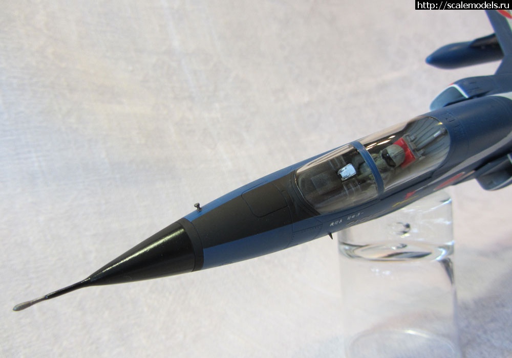 1381781979_F_1_4.jpg : " "  1/48  