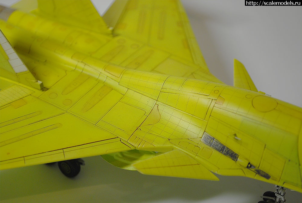 1381784881_Af5.jpg : " "  1/72    