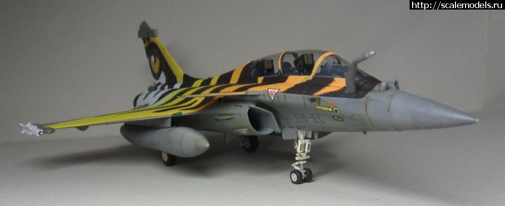 1381785086_rafale003.jpg : " "  1/72    